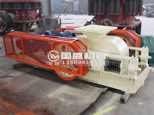 雙級(jí)粉碎機(jī) 雙級(jí)粉碎機(jī)