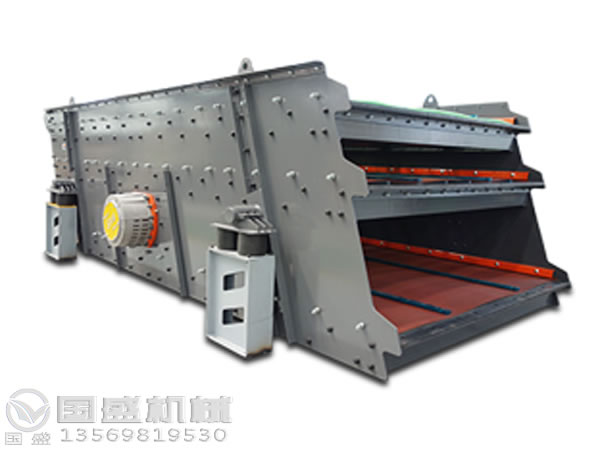 大型礦用振動(dòng)篩 大型礦用振動(dòng)篩,